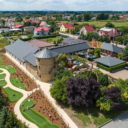 فندق Karczma Michelle ياركوفيتسا المظهر الخارجي الصورة